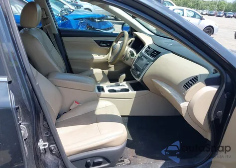 2016 Nissan Altima 3.5 Sl/3.5 Sr z USA, uszkodzony, nr VIN 1N4BL3AP3GC121102